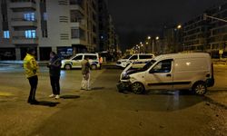 Çorum’da iki araç çarpıştı: 3 yaralı