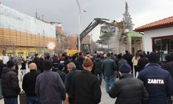 Film izler gibi izlediler