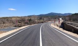 İskilip'te köprü ayağı yıkılan yolda  yapılan servis yolu tamamlandı