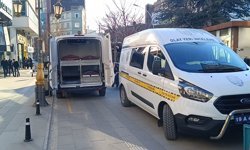 Otel odasında ölü bulundu