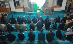 Ehlibeyt Camii’nde  Kadir Gecesi kutlandı