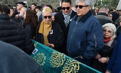 Alinur Velidedeoğlu son  yolculuğuna uğurlandı