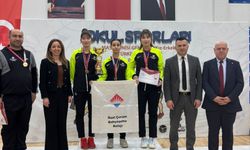 Çorum'un genç raketleri set vermeden Türkiye şampiyonu!