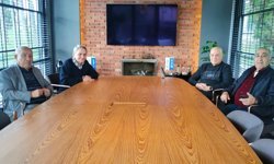 Kadim dostların buluşması