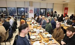 Uluslararası öğrencilerle iftarda buluştular