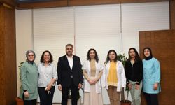 Sağlık çalışanları, hasta ve hasta yakınları bayramlaştı