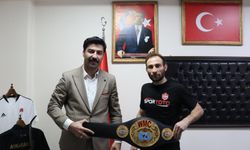 A.Samet Uğurlu  Gençlikspor adına ringe çıkacak