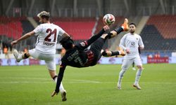 İkinci kez 4’te 4