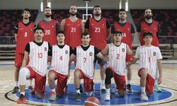 12 dev adam ilk iç saha maçına çıkıyor