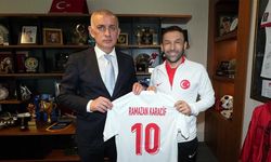 TFF Başkanı Hacıosmanoğlu, Olimpiyat  şampiyonu olan Karacif’li millileri kutladı