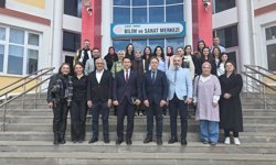 Okullarda "akran nezaketi"ni yaygınlaştıracak projeler