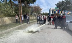 İtfaiye ekiplerinden hastane personeline yangın eğitimi