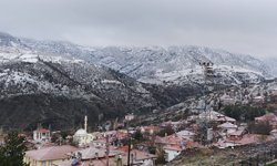 Yüksek kesimlere Nisan  ayında kar yağışı sürüyor