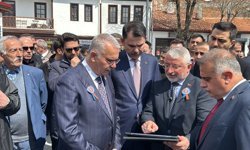 Bakan Kurum, Çorum’daki  dönüşümü yerinde inceledi