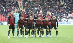 Çorum FK avantajı kaptı