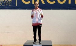 Badmintoncu Yağmur Koçak Bulgaristan’da ŞAMPİYON