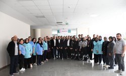 Hastanede 1 Mayıs kutlaması