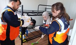 Hortumun vurduğu köylere yaşam konteynerleri kuruldu