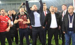 Balçık ve Korkmazoğlu galibiyeti taraftarlarla kutladı