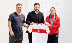 Arıcı’dan Avrupa Şampiyonu Özdenur Özmez’e milli forma