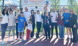 Eczacılar teniste kapıştı