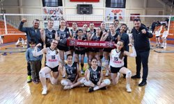 Yıldız sultanlar yarı finalde: 3-1
