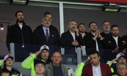 Savaş Balçık da izledi
