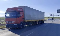 Otomobil ile TIR çarpıştı: 4 yaralı