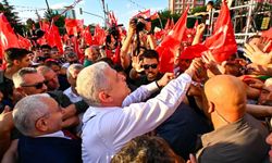 “Bayrak Açıyorum” mitingine Çorum’dan yoğun katılım
