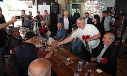 Aşgın, şehit babalarıyla bir araya geldi