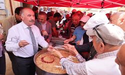 Muharrem bereketi aşureyle paylaşıldı