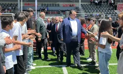 Alaca ilçe stadı yeni yüzü ile hizmete açıldı