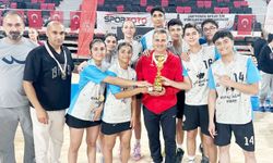 Korfbolun şampiyonu Batman Spor Lisesi