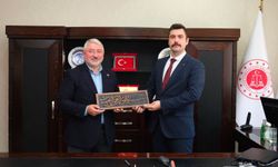 Aşgın’dan Kurt’a kutlama