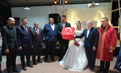 Aşgın, bu kez şahit oldu