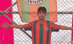 Alper Aksoy Alanyaspor’un altyapısında!