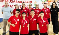 Badmintonun yıldızları yarı finale yükseldi