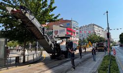 Gazi Caddesi'nde asfalt çalışması başladı