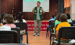 Ekran bağımlılığı gençleri zehirliyor