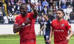 Thiam’dan taraftara mesaj var: “Siz tribünde olduğunuz sürece Çorum FK hiçbir zaman yalnız değildir”