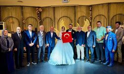 İlayda & Yiğit çifti hayatını birleştirdi