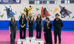 Cumhuriyet coşkusu dart tahtasına taşındı