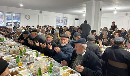 Evci köyünde geleneksel iftar yemeği