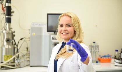 Çorum'da zedeli elmalardan doğal boya üretildi