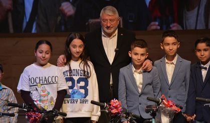 Çorum'da çocuklar sevap için yarıştı