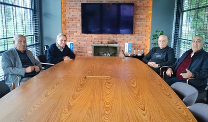 Kadim dostların buluşması