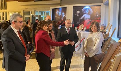 “Kadının Işığı” temalı sergi açıldı