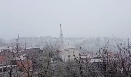Çorum'un yüksek kesimlerinde kar yağışı etkili oluyor