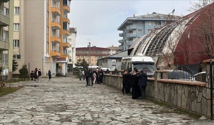 5,2 büyüklüğünde depremle sallandılar