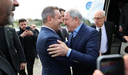 Hulusi Akar’dan Dere’ye övgü